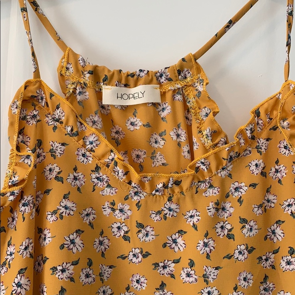 Hopely Ruffle Trim Halter Top - Picture 9 of 11